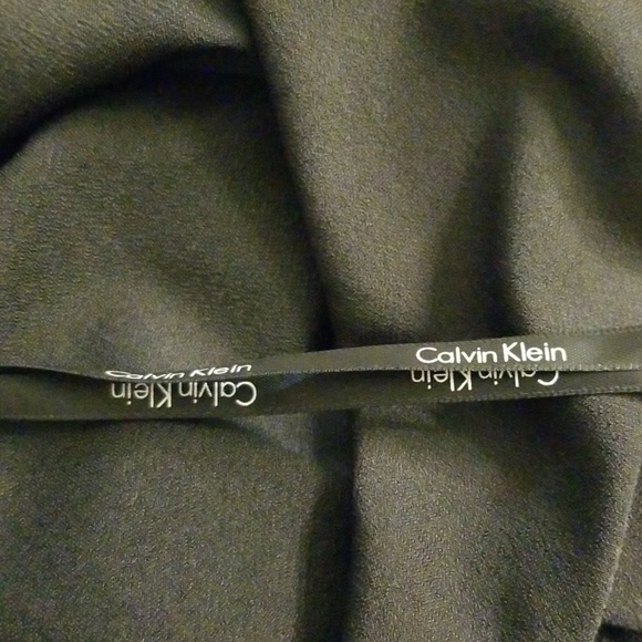 AUTH CALVIN KLEIN BLACK KEY HOLE BLOUSE SZ S - Picture 6 of 8